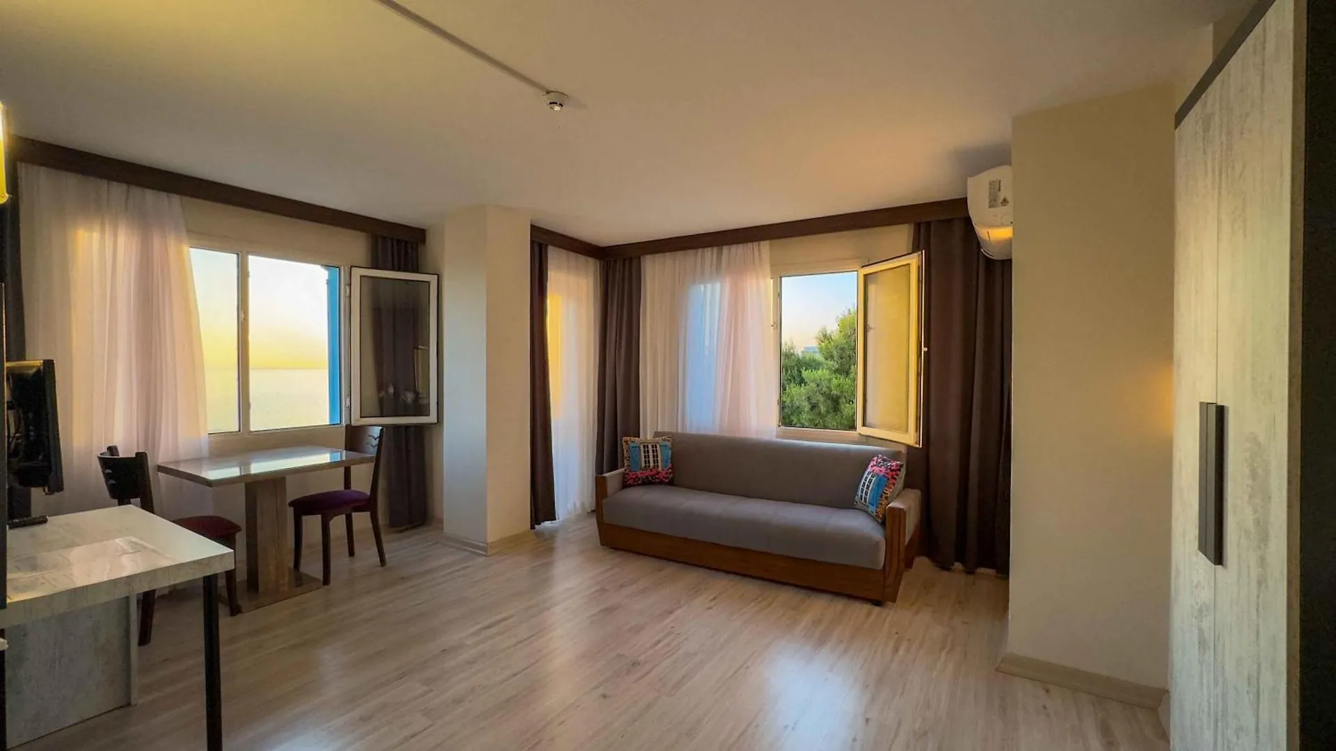 La Bella Suit Otel Kuşadası