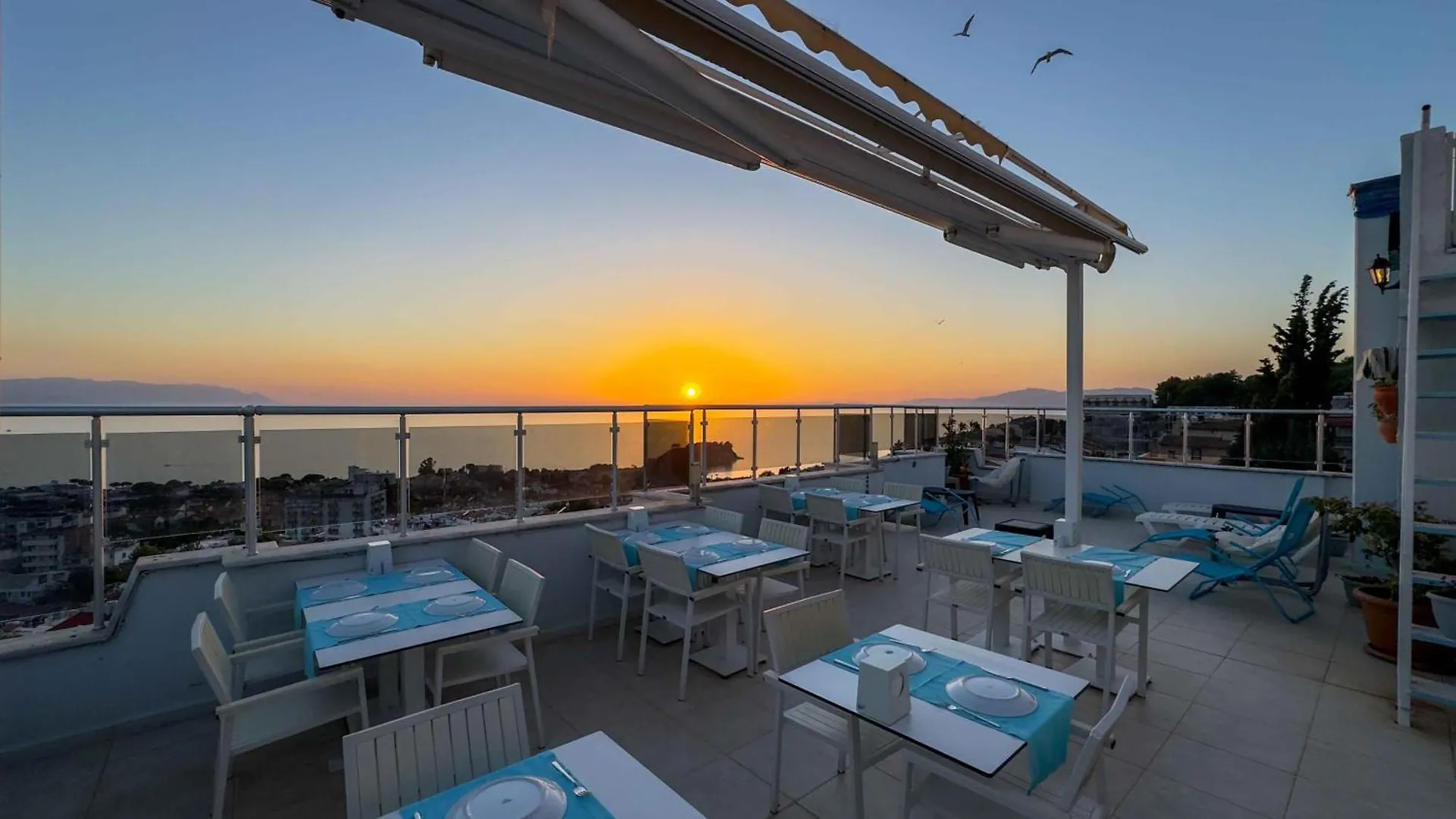 Hotel La Bella Suit Otel Kusadasi