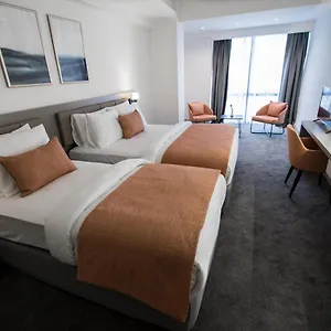 https://dovvhotel.hotelsofizmir.com